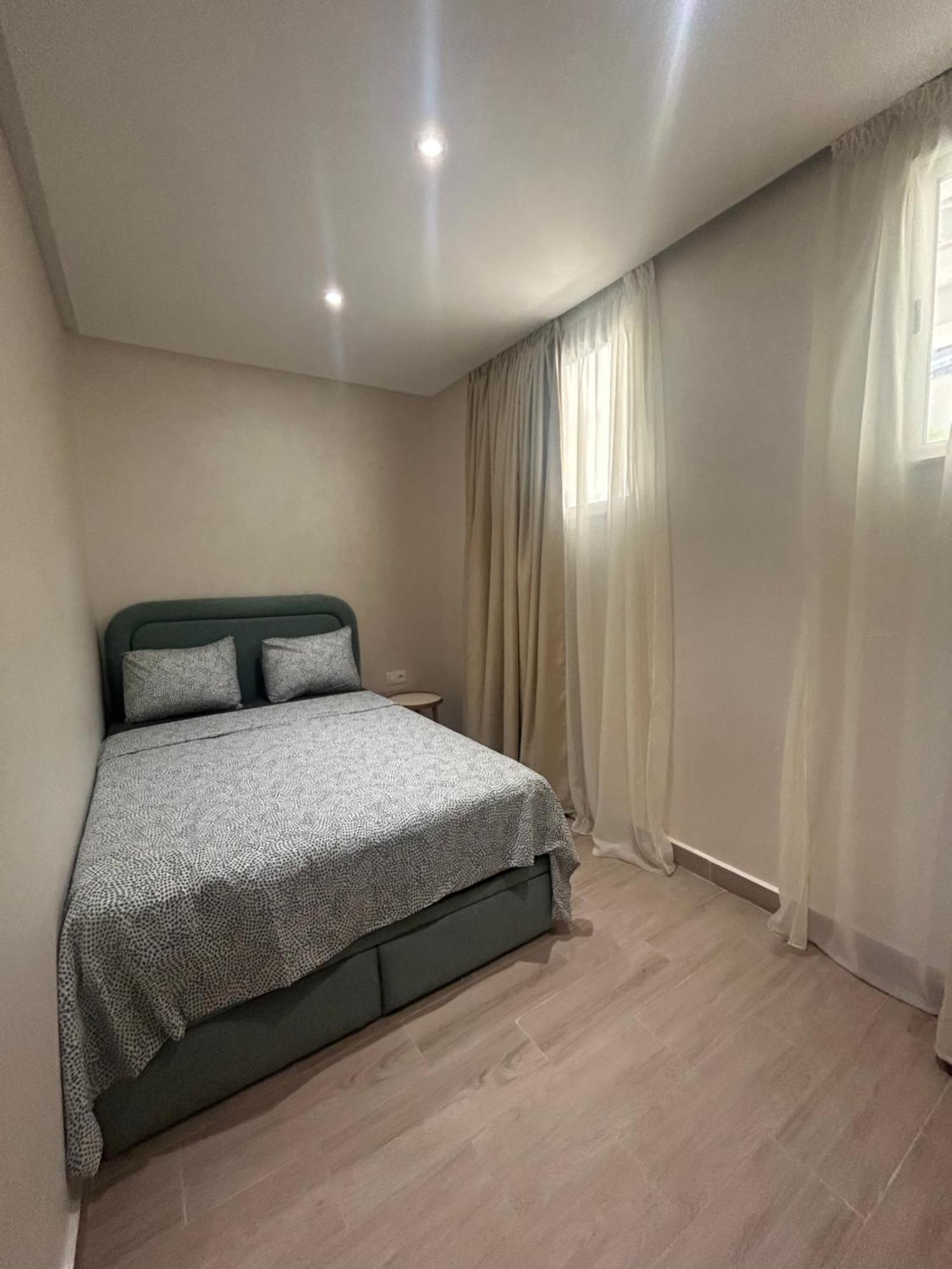 Appartement Haut Standing En Face De La Marina Et A 200M Du Port De Tanger - Appt 2 Exteriör bild