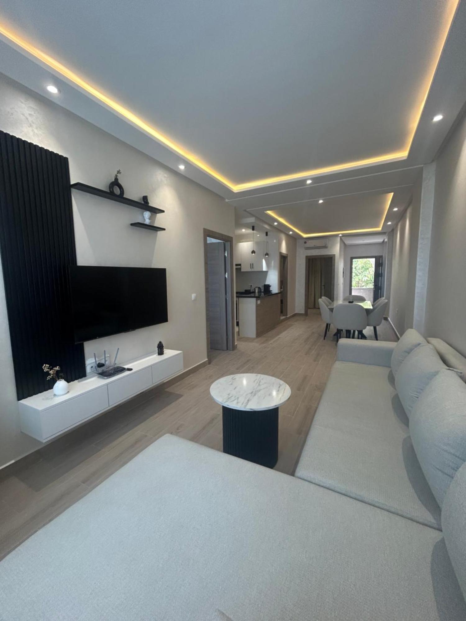 Appartement Haut Standing En Face De La Marina Et A 200M Du Port De Tanger - Appt 2 Exteriör bild